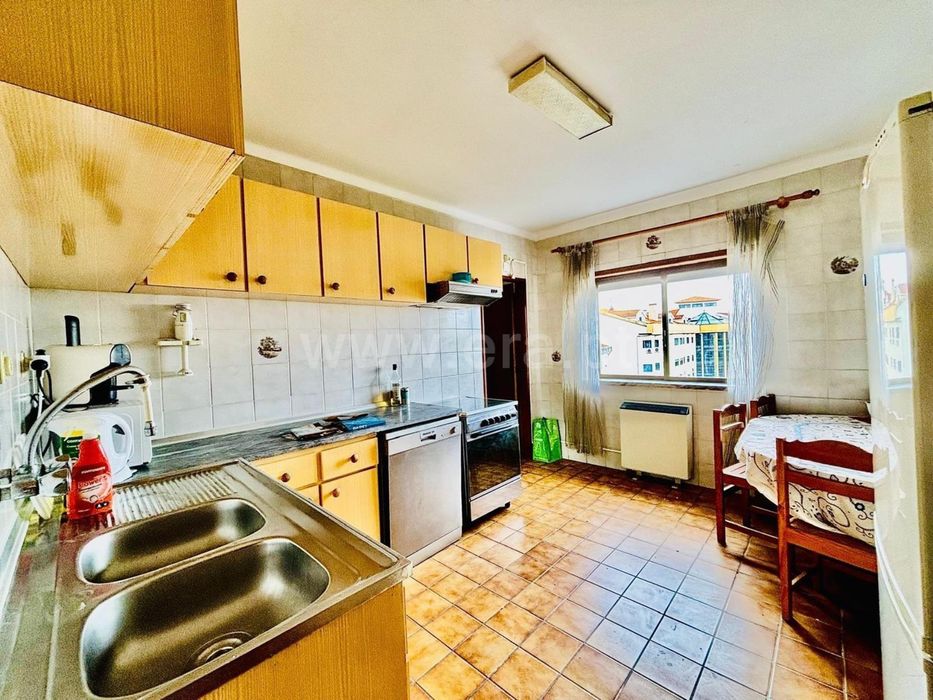 Apartamento T3 à Venda na vila de Nelas, localização privileg