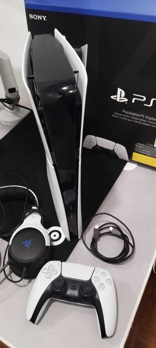 PS5 Digital 1 TB | Fones Razer PS5