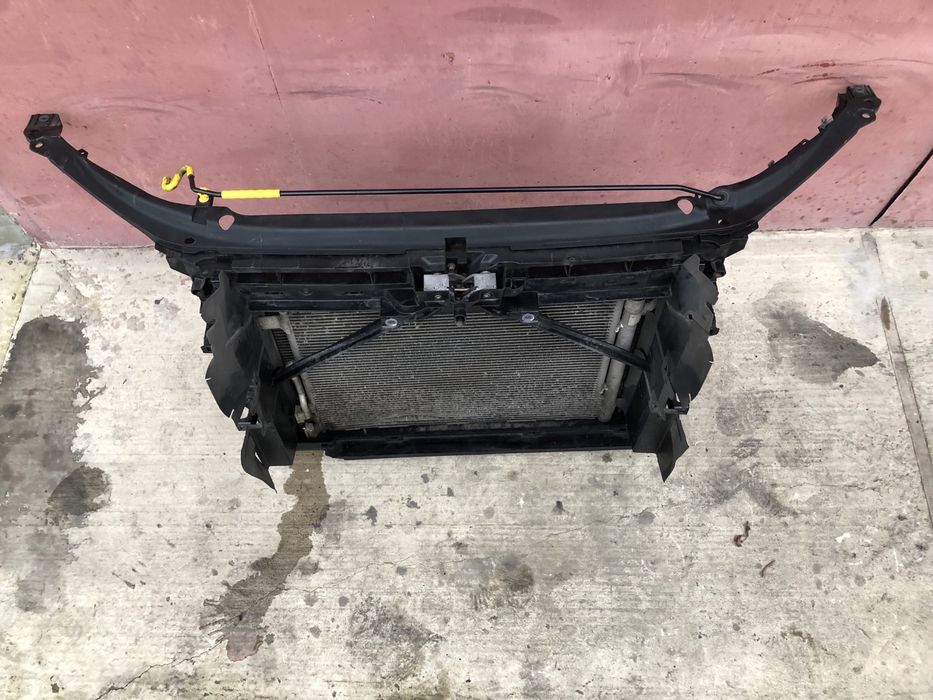 Комплект радіаторів касета радіаторів Шкода Октавія А7