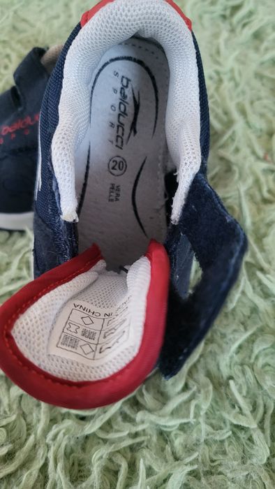 Продам красовочки для малышаа