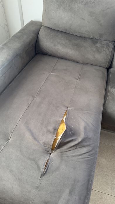 Sofá 3 Lugares com Chaise-Longue, Baú, Assentos Deslizantes e 2 Pufes