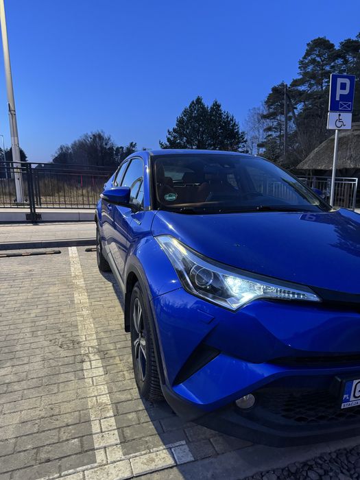 Samochód osobowy Toyota chr 2018