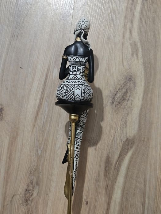 Figurka afrykańska
