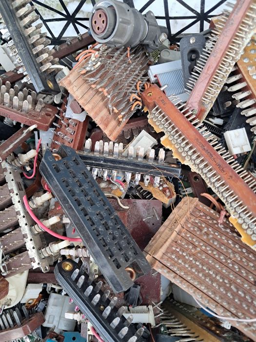 Радіо запчастини