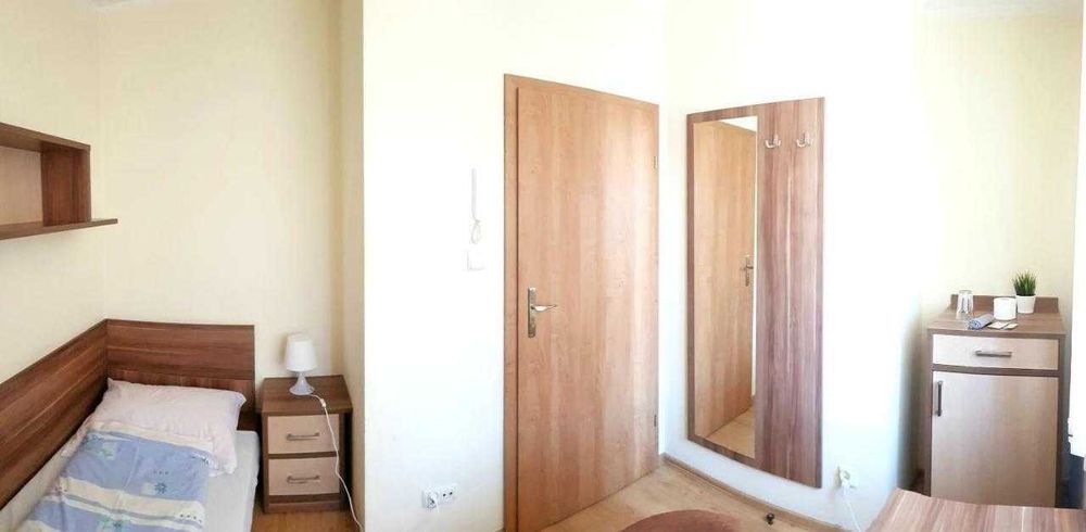 Noclegi tanie pokoje Świnoujście centrum blisko morza Hostel Rentumi