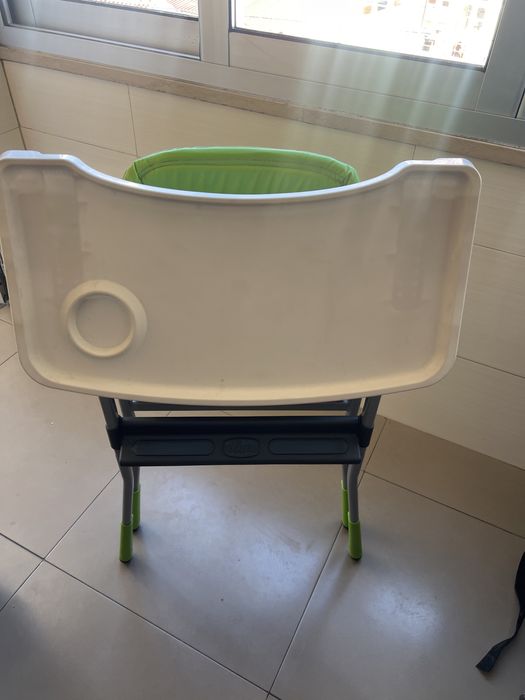 Cadeira refeição bebé