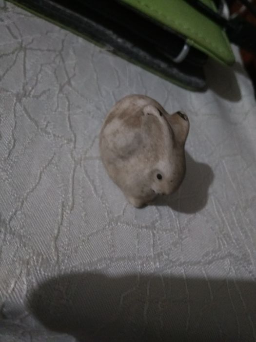 Статуэтки, магниты на холодильник