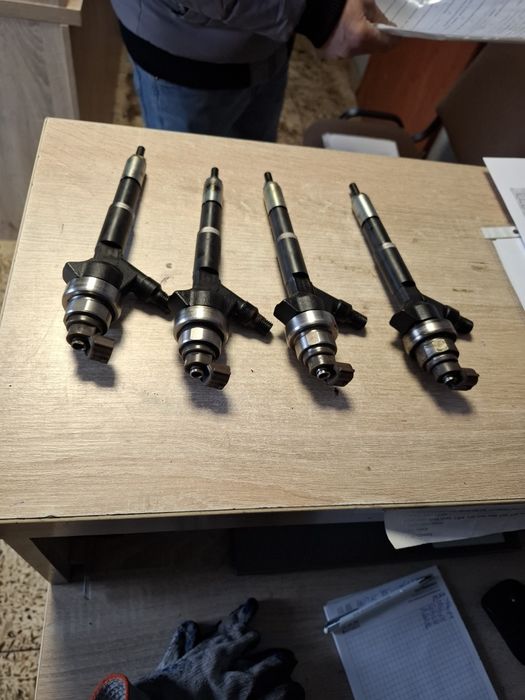 Opel Corsa D Astra H Meriva A 1,7 CDTI Wtryskiwacze 270-1