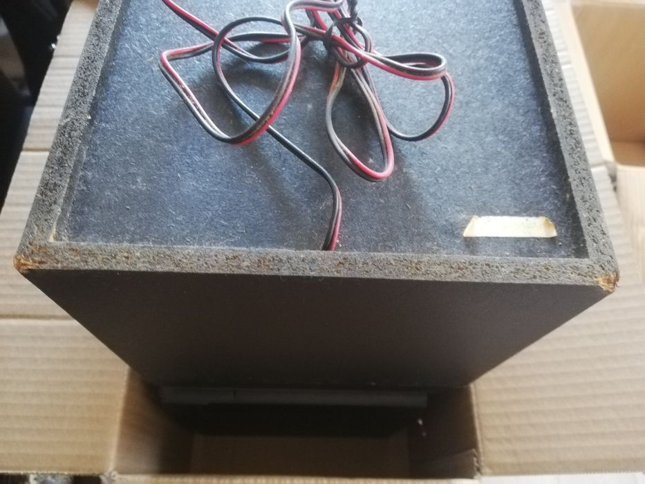 Wieża stereo GoldStar z pilotem