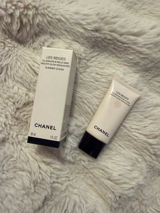 Chanel rozswietlacz Les Beiges healthy glow highlighter summer gleam