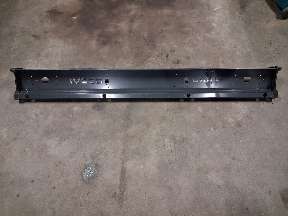 Iveco Daily 2014-22r Belka Tyl