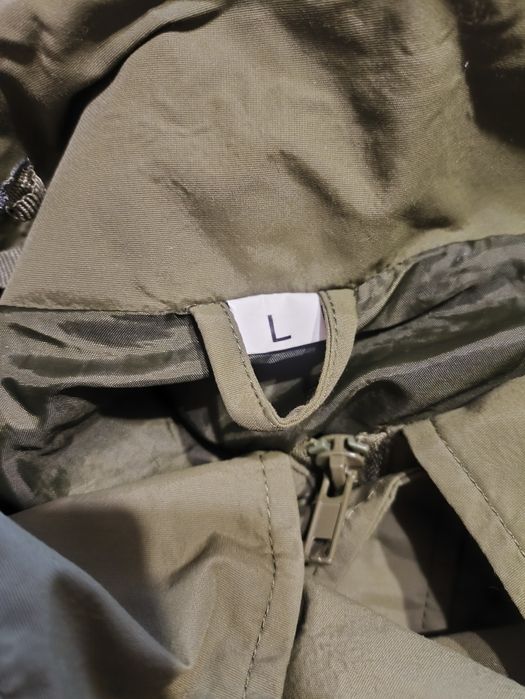 Вітровологозахисний костюм, дощовик, Gore-tex , мембрана.