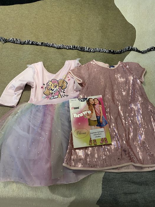 Mix ubran dla dziewczynki 110-116