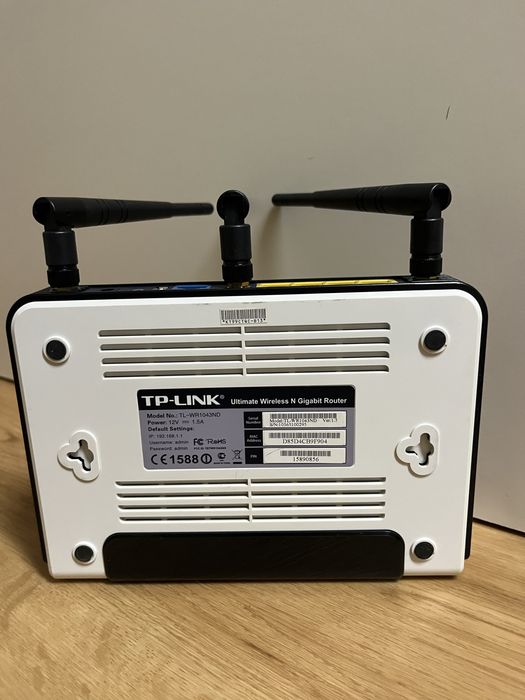 Router TP-link TL-WR1043ND