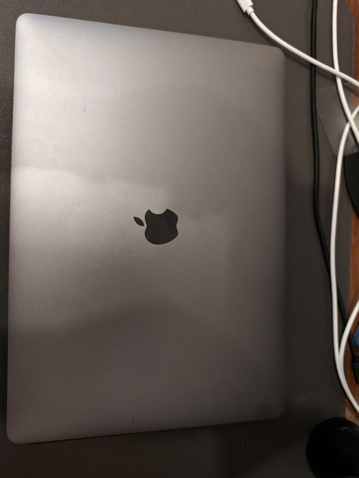 MacBook pro 15 2018