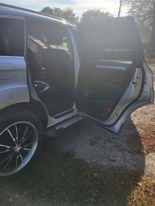 продам audi Q7 3tdi
