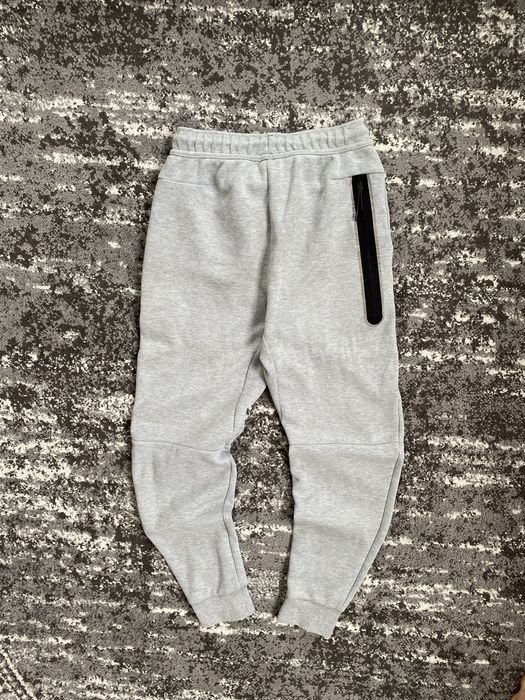 Штани Nike tech fleece ХС-С розмір сірого кольору нові колекції