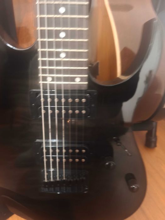 Ibanez 7 cordas nunca usada
