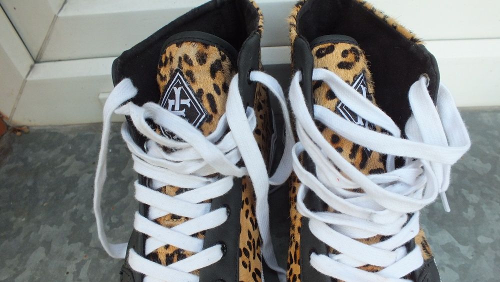 Super buty sportowe wysokie skóra Duane Peters roz 44