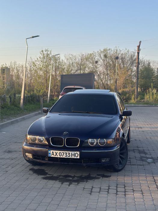 Продам бмв е39 523і!