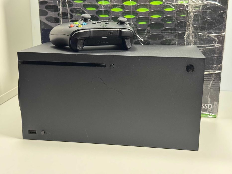 Konsola XBOX Series X 1TB z Padem i Napędem Super Stan Gwarancja