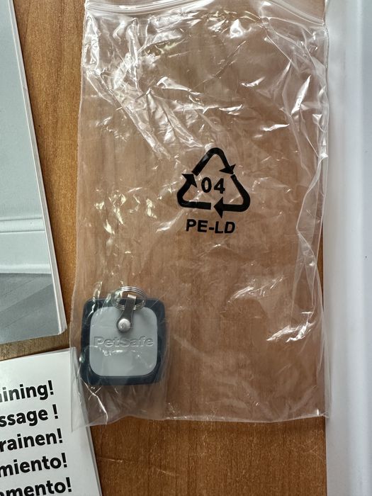 Розумні дверцята PetSafe SmartDoor Connected — Контроль зі смартфона