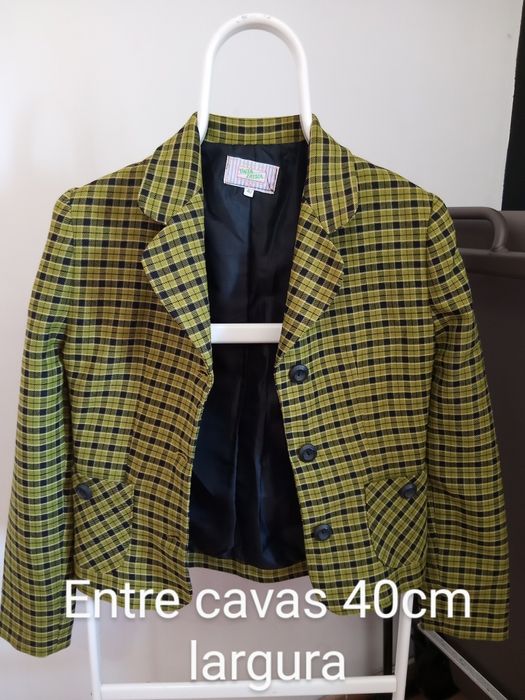 Casaco mulher tamanho 40 (entre cavas 40cm)