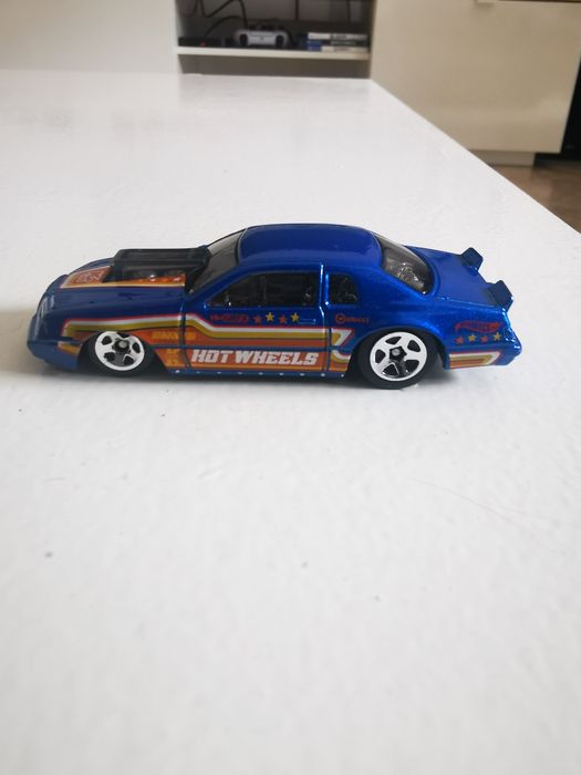 Ford Thunderbird Pro Stock 1986 Hot Wheels 2023