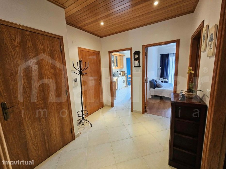 Apartamento T3 com 147 m², varandas, estacionamento e arrecadação