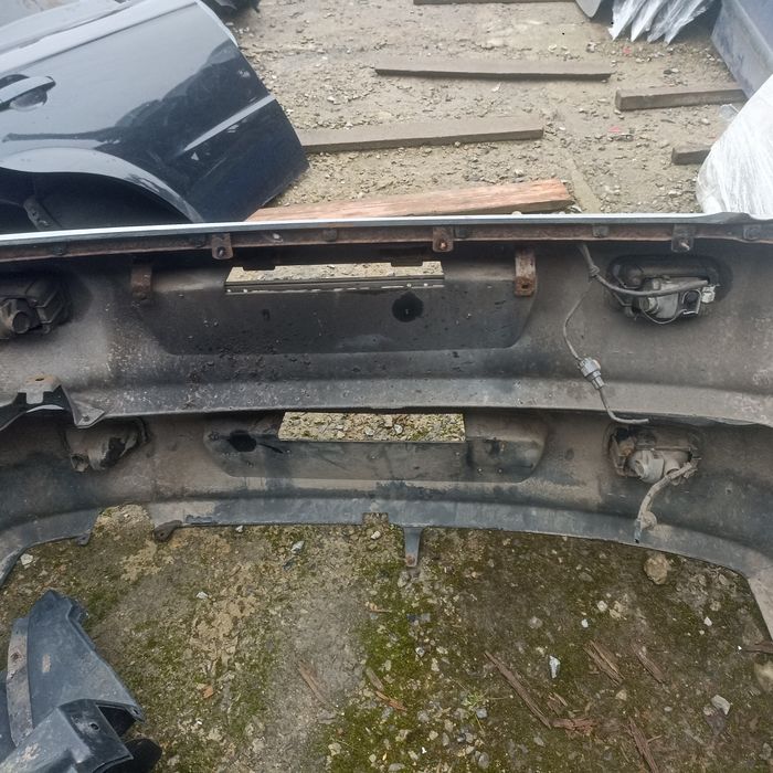 Мітсубісі ланцер 9  універсал задній  бампер