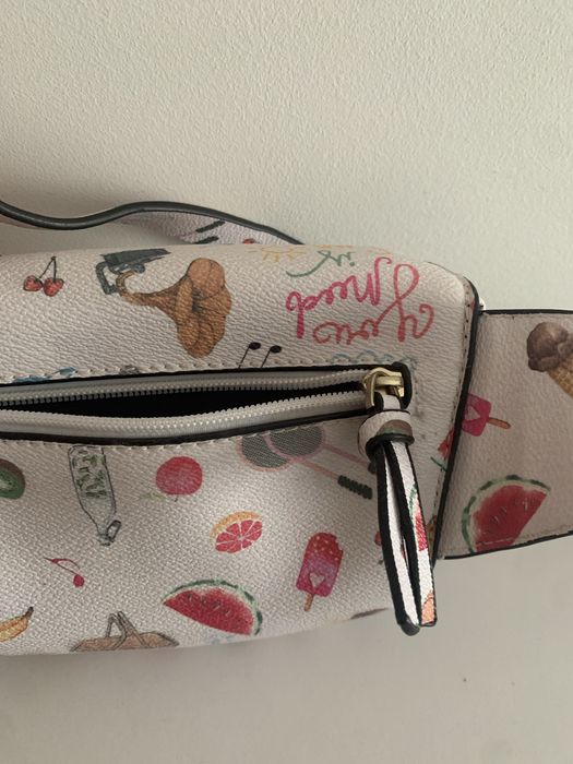 Bolsa cintura . Marca Parfois