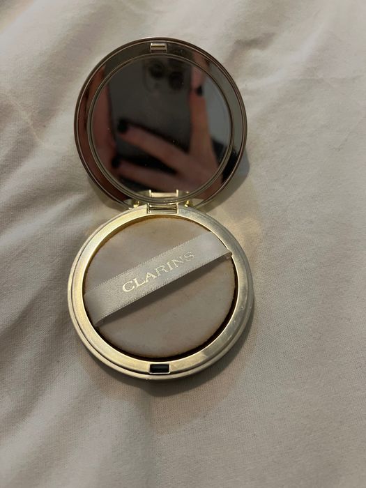 Puder Clarina ever matte compact powder light medium