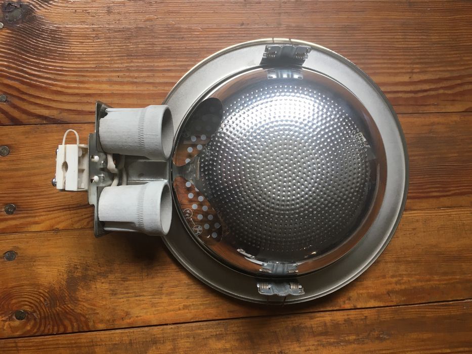 Lampa sufitowa podwieszana wpuszczana Massive/philips