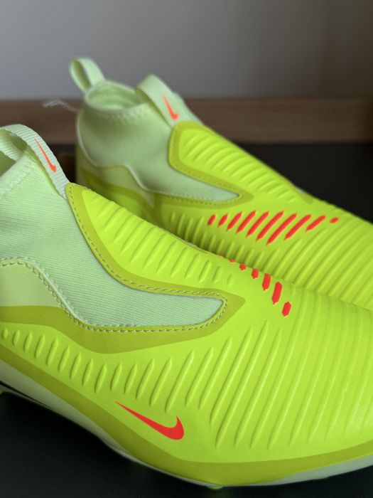 Nike Phantom 6 High оригінал бутси дитячі розмір 36 36.5 нові HQ2042-800
