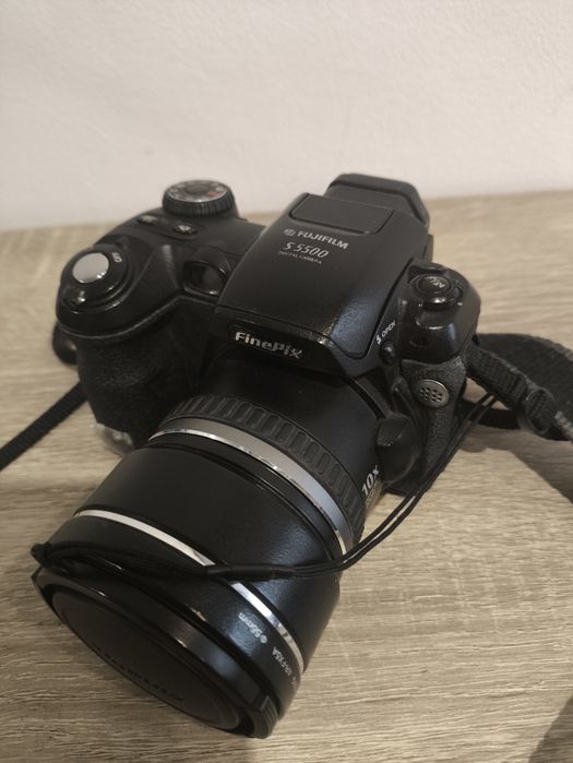 Aparat Fujifilm s5500