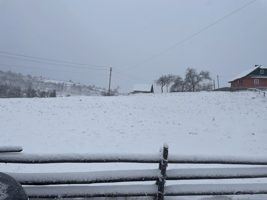 Продається деревяний будинок в с. Росохач