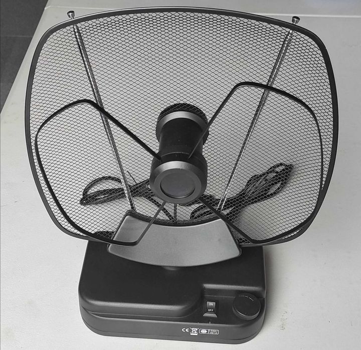 Electronic Antenna with Amplifier - NEW64552979354371122