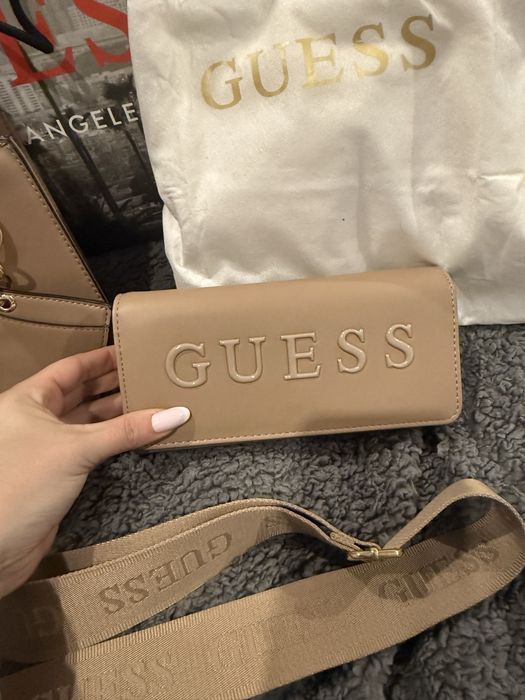 piekny zestaw guess nowy