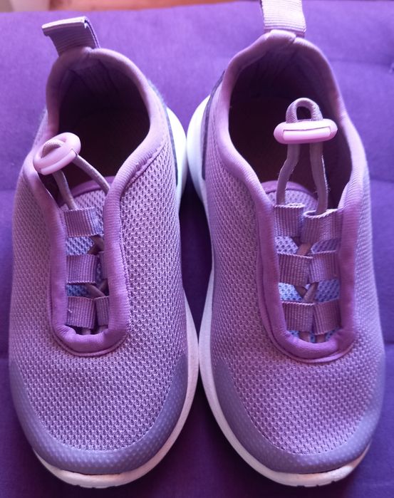 Fajne fioletowe buty/ adidasy dziewczece 26 (25) (16 cm)