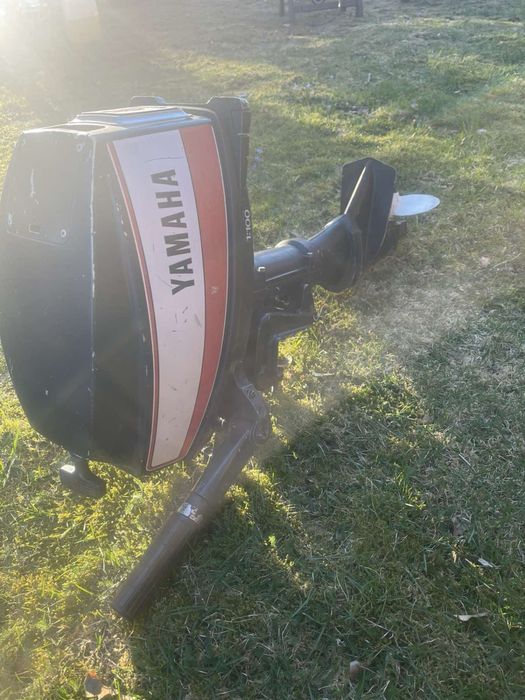 Лодочний мотор двигун Yamaha8