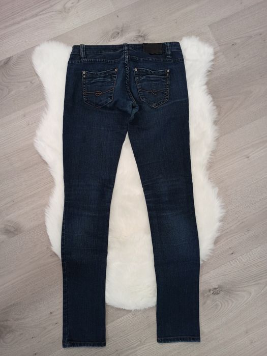 Jeansy granatowe reserved r. 36
