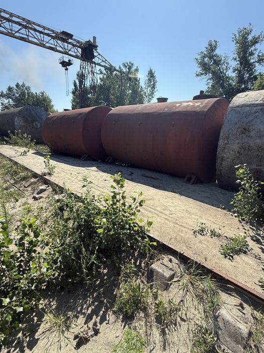 Емкость 20 метров кубических Не были в использовании