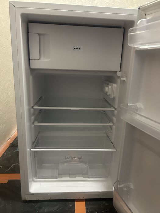 Lodówka mała MPM 112-CJ-15/AA 84cm z Zamrażarką