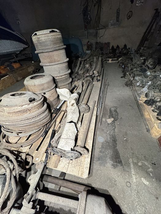 Продам запчастини до зіл 130  та газ 53