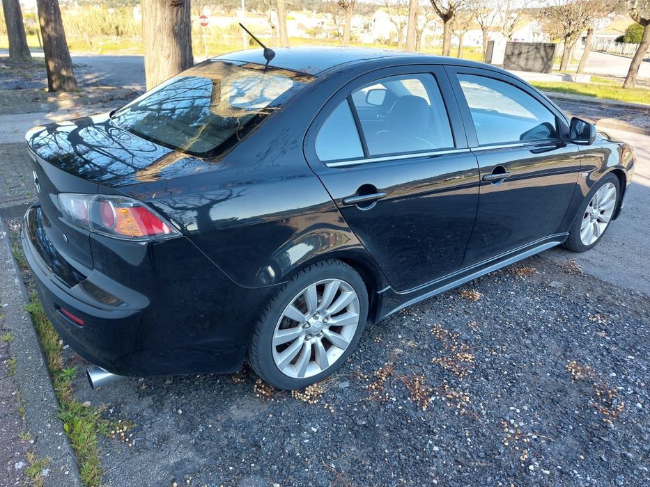 Mitsubishi Lancer Intense + 2.0 DI-D