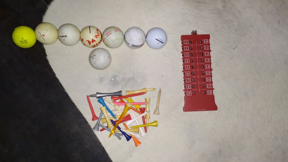 Conjunto golf  saco + 3 tacos+ bolas e acessórios