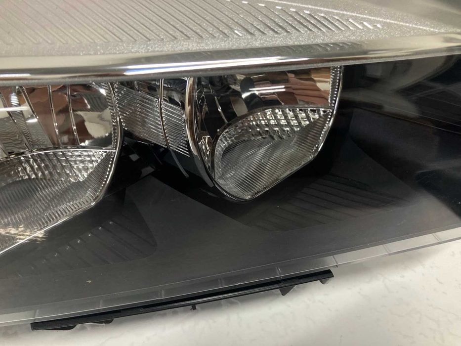 Фара BMW 2 F45 F46 галоген 7422574