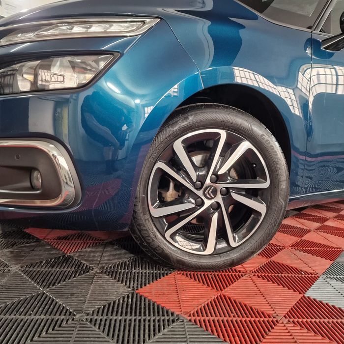 Citroën C4 Grand Spacetourer Nacional - Histórico Completo - 7 Lug