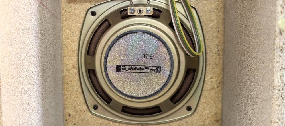 2-х полосна акустика LX39/4Ω