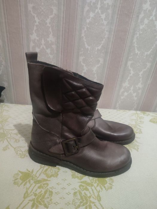 Чобітки, ботинки шкіра